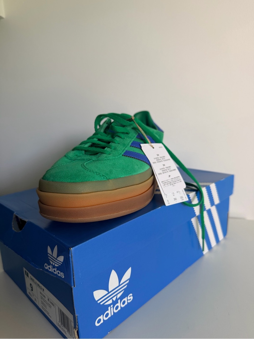 Adidas Gazelle Platform Green Suede Sneaker with Blue Stripes - Picture 2 of 4